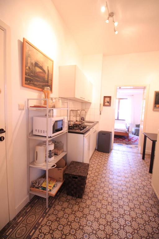 Cozy studio near Nato Bruksela Zewnętrze zdjęcie