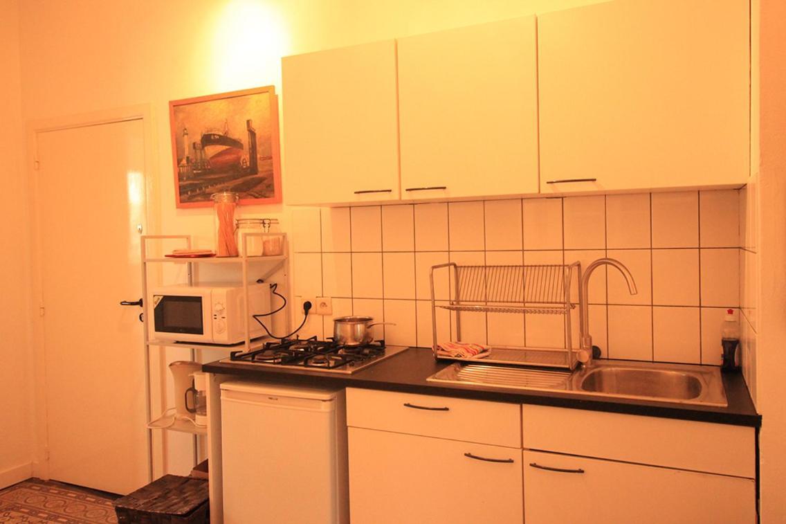 Cozy studio near Nato Bruksela Zewnętrze zdjęcie